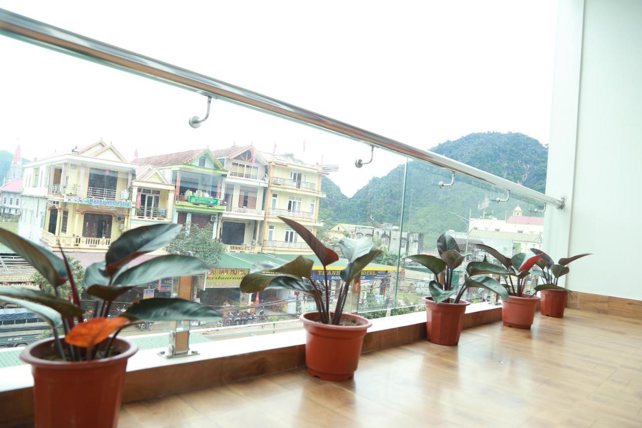 Gold Plus Hotel Phong Nha Exterior photo